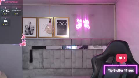 Live 1000pm 600am COLOMBIAN HOUR online show from 10/04/25, 08:56