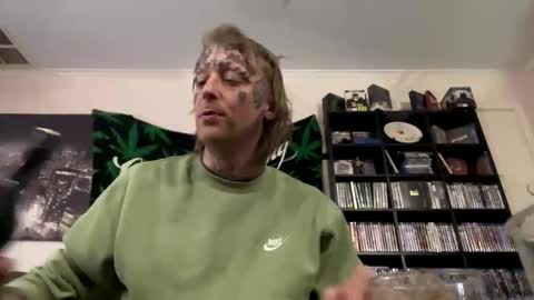 Snapshot of bimmyleanin420 chatting on 10/02/25, 02:40 bimmyleanin420 online show from 10/02/25, 02:40