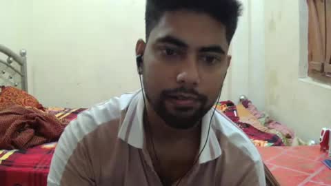 Snapshot of birbikrom104 chatting on 06/25/26, 05:56 birbikrom104 online show from 06/25/26, 05:56