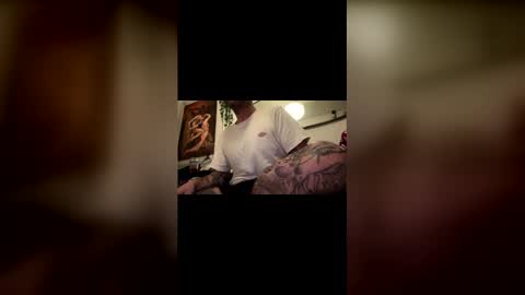 Snapshot of bird_0f_hermes chatting on 01/14/26, 11:31 bird_0f_hermes online show from 01/14/26, 11:31