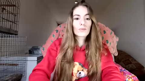 Snapshot of birdlovergirl chatting on 02/12/25, 03:49 Hi my name is KaliSofia Follow me 3 online show from 02/12/25, 03:49
