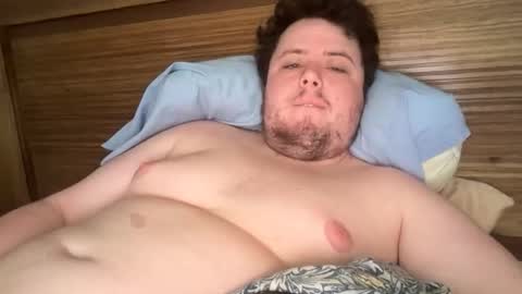 Snapshot of bisexualchubbyboy chatting on 02/07/25, 10:52 james online show from 02/07/25, 10:52