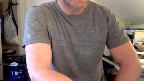 BisonBar online show from 03/28/26, 05:12