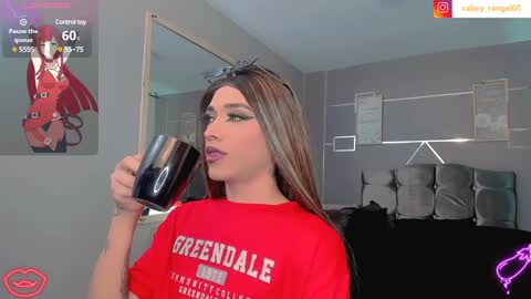  ..  .. online show from 01/28/25, 03:15