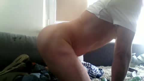 Snapshot of bitch_for_tick_cock chatting on 06/24/26, 03:33 bitch_for_tick_cock online show from 06/24/26, 03:33