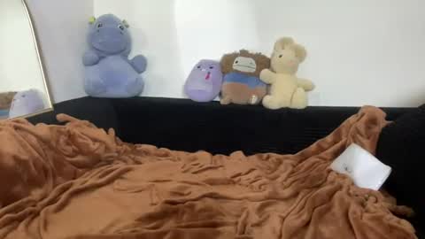 Snapshot of bitemebitcch chatting on 06/16/26, 01:30 bitemebitcch online show from 06/16/26, 01:30