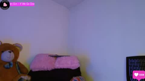 Instagram zpchherry online show from 12/11/24, 04:09