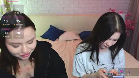 Julia online show from 03/08/25, 11:48