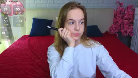 Julia online show from 03/10/25, 02:50