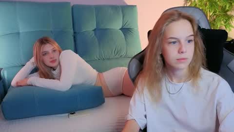 Julia online show from 09/13/25, 09:20