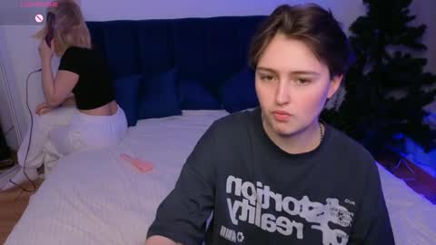 Julia online show from 01/16/26, 08:51