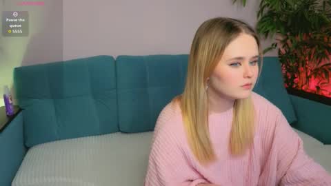 Julia online show from 03/02/26, 07:15