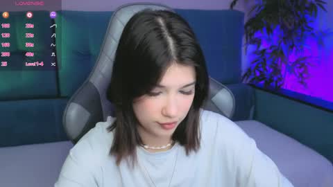 Snapshot of bjliki chatting on 05/19/26, 03:35 Julia online show from 05/19/26, 03:35
