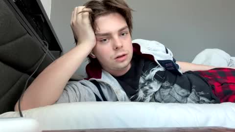 Snapshot of bkennedy829 chatting on 02/08/26, 04:32 bkennedy829 online show from 02/08/26, 04:32