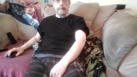 bkkm75 online show from 04/23/26, 02:08