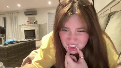 bkws985 online show from 03/01/26, 04:14