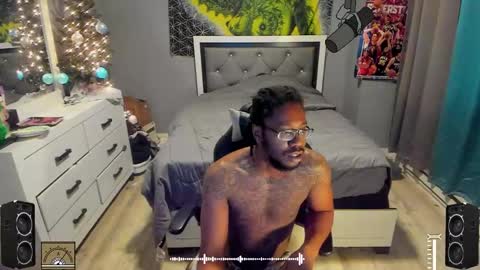 Plant Base Streamers From Pennsylvania online show from 12/06/24, 11:47