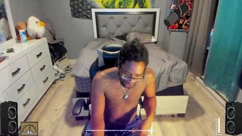 Plant Base Streamers From Pennsylvania online show from 01/23/25, 11:05