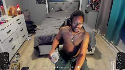 Plant Base Streamers From Pennsylvania online show from 02/01/25, 12:07