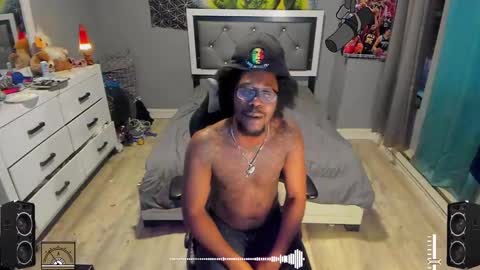 Plant Base Streamers From Pennsylvania online show from 02/10/25, 11:45