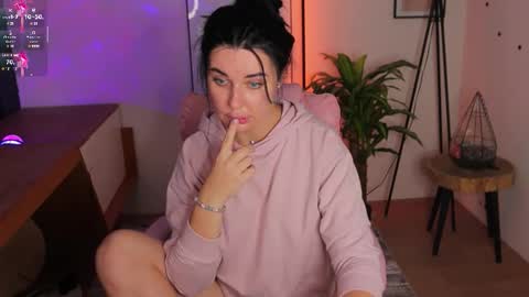 Black   Barbie online show from 10/09/25, 08:12