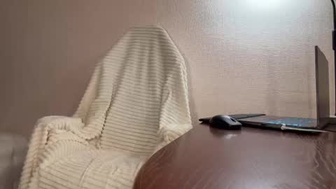 Snapshot of black_alex_ chatting on 05/07/26, 05:29 Alexandra online show from 05/07/26, 05:29