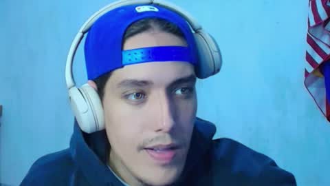 Snapshot of black_destrike chatting on 12/03/25, 02:08 black_destrike online show from 12/03/25, 02:08