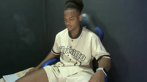 tu morenito online show from 11/01/25, 02:08