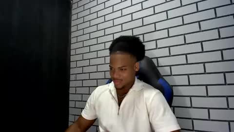 tu morenito online show from 11/22/25, 03:49