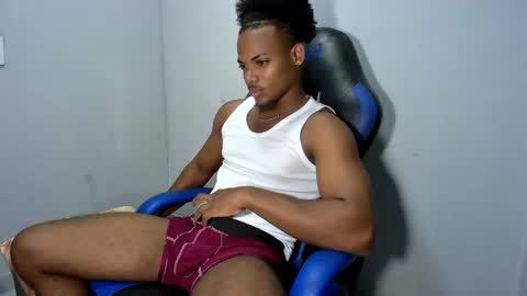 Snapshot of black_dicck chatting on 03/31/26, 10:21 tu morenito online show from 03/31/26, 10:21