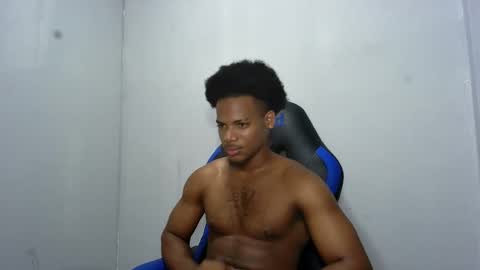 Snapshot of black_dicck chatting on 04/12/26, 12:15 tu morenito online show from 04/12/26, 12:15