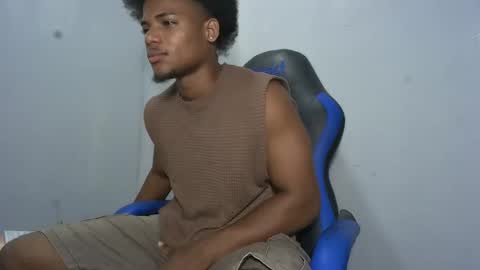 Snapshot of black_dicck chatting on 05/27/26, 12:07 tu morenito online show from 05/27/26, 12:07