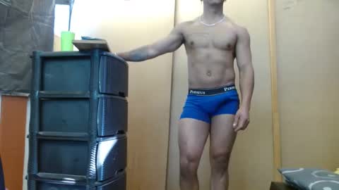 black_hot26 online show from 12/19/24, 02:35