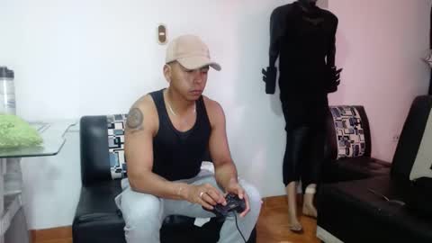 black_hot26 online show from 10/09/25, 02:04