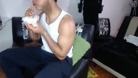 black_hot26 online show from 10/21/25, 04:19