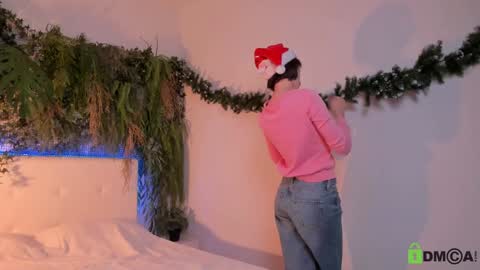 Jenny online show from 12/17/24, 10:34