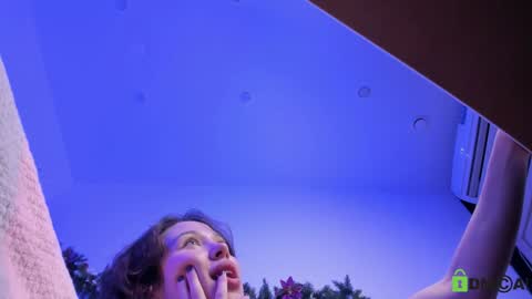 Jenny online show from 12/26/24, 01:32