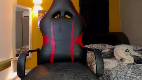 black_king_241 online show from 03/01/25, 04:15