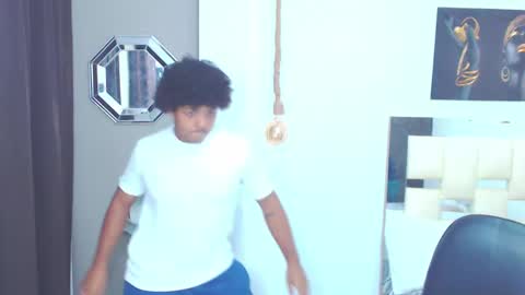 black_king_241 online show from 03/08/25, 06:43