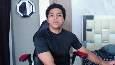 black_king_241 online show from 05/25/26, 02:34