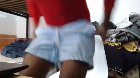 Snapshot of black_latino6 chatting on 03/19/26, 11:25 black_latino6 online show from 03/19/26, 11:25