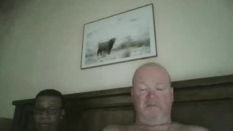 black_n_white4 online show from 02/01/25, 10:44