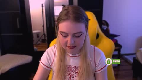 Sasha and Bella online show from 11/24/25, 09:09