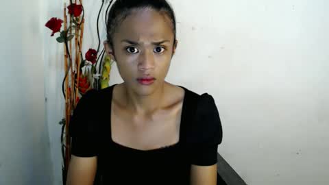 Snapshot of black_nympha chatting on 12/22/25, 01:13 Nympha online show from 12/22/25, 01:13