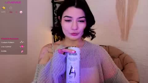 Mon Mon online show from 02/23/25, 02:40