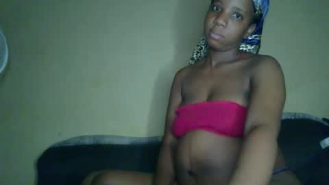 Snapshot of black_queen0111254 chatting on 04/30/26, 05:14 Blackqueen online show from 04/30/26, 05:14