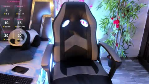 B L A C K  R O S E  online show from 11/12/25, 11:21