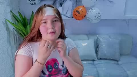 Black Russo  online show from 10/09/25, 08:07