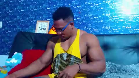 duglas online show from 11/28/25, 03:25