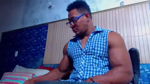 duglas online show from 03/25/26, 07:53